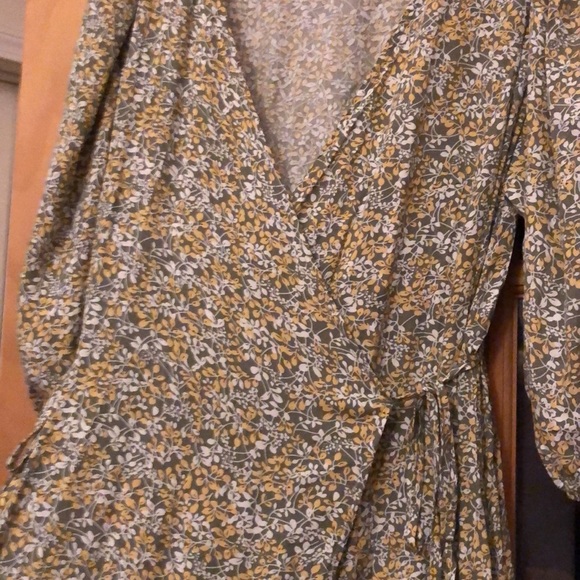 Sage green and yellow wrap around maxi dress size medium ☀️ - Picture 3 of 4